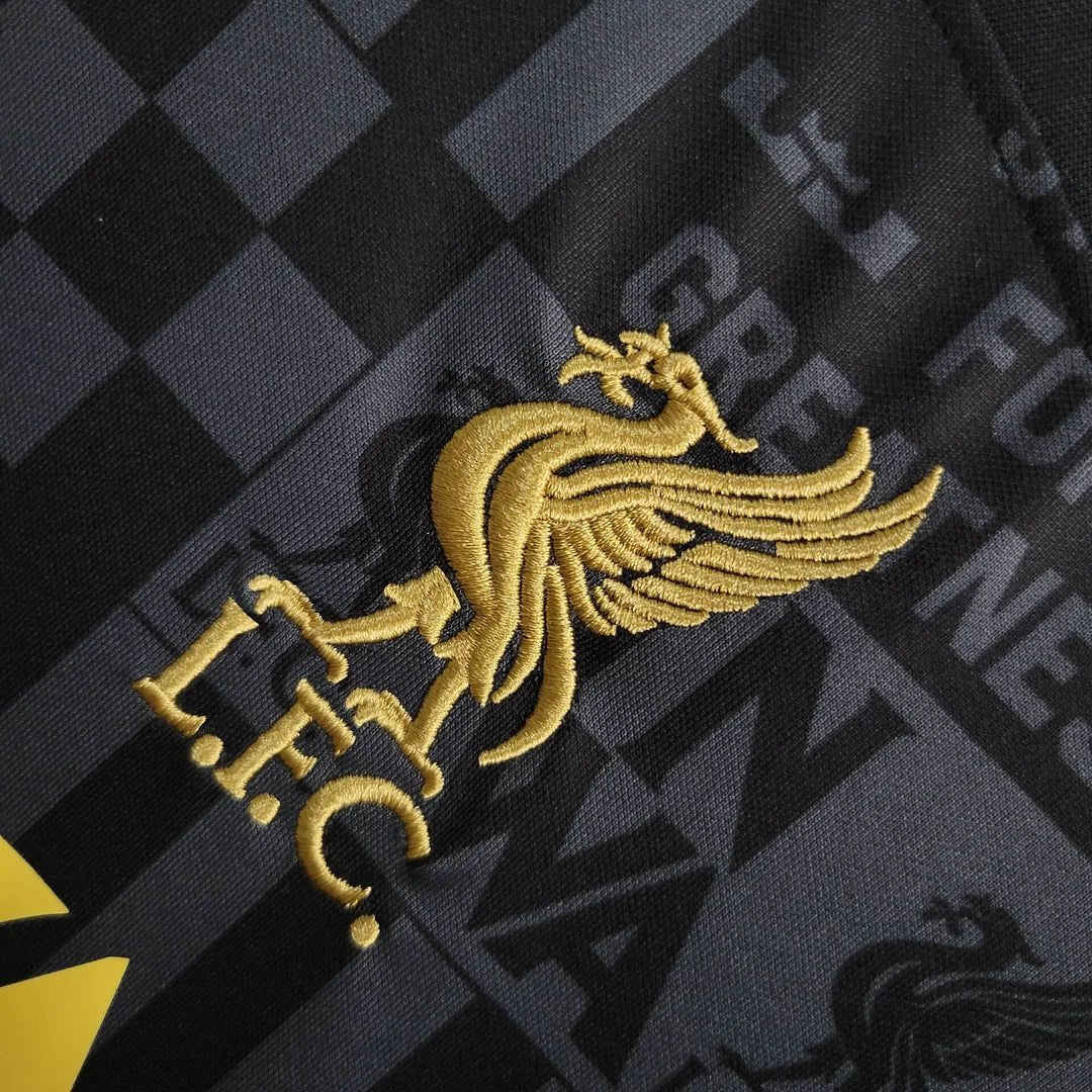 Maillot spécial Liverpool × LeBron 2024