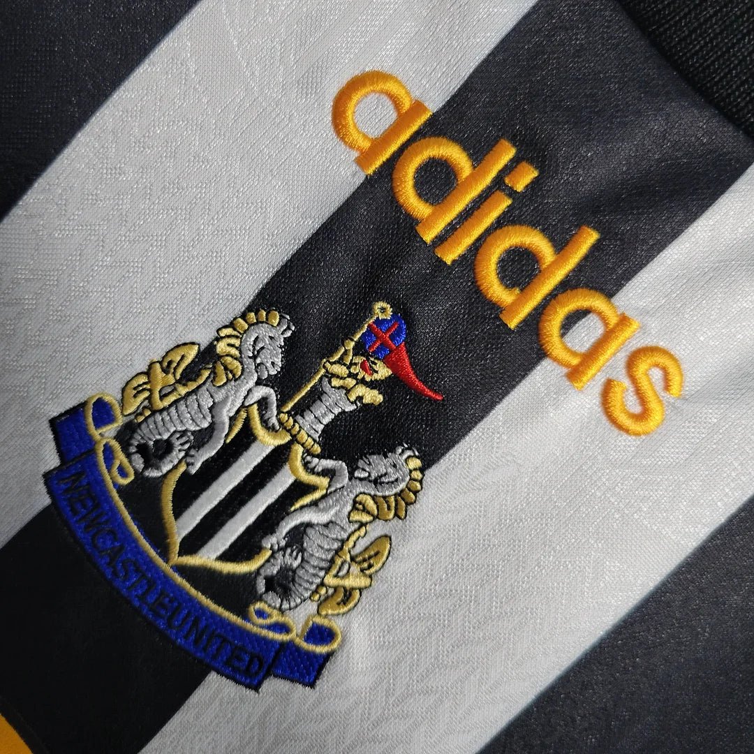Maillot domicile Newcastle 1995