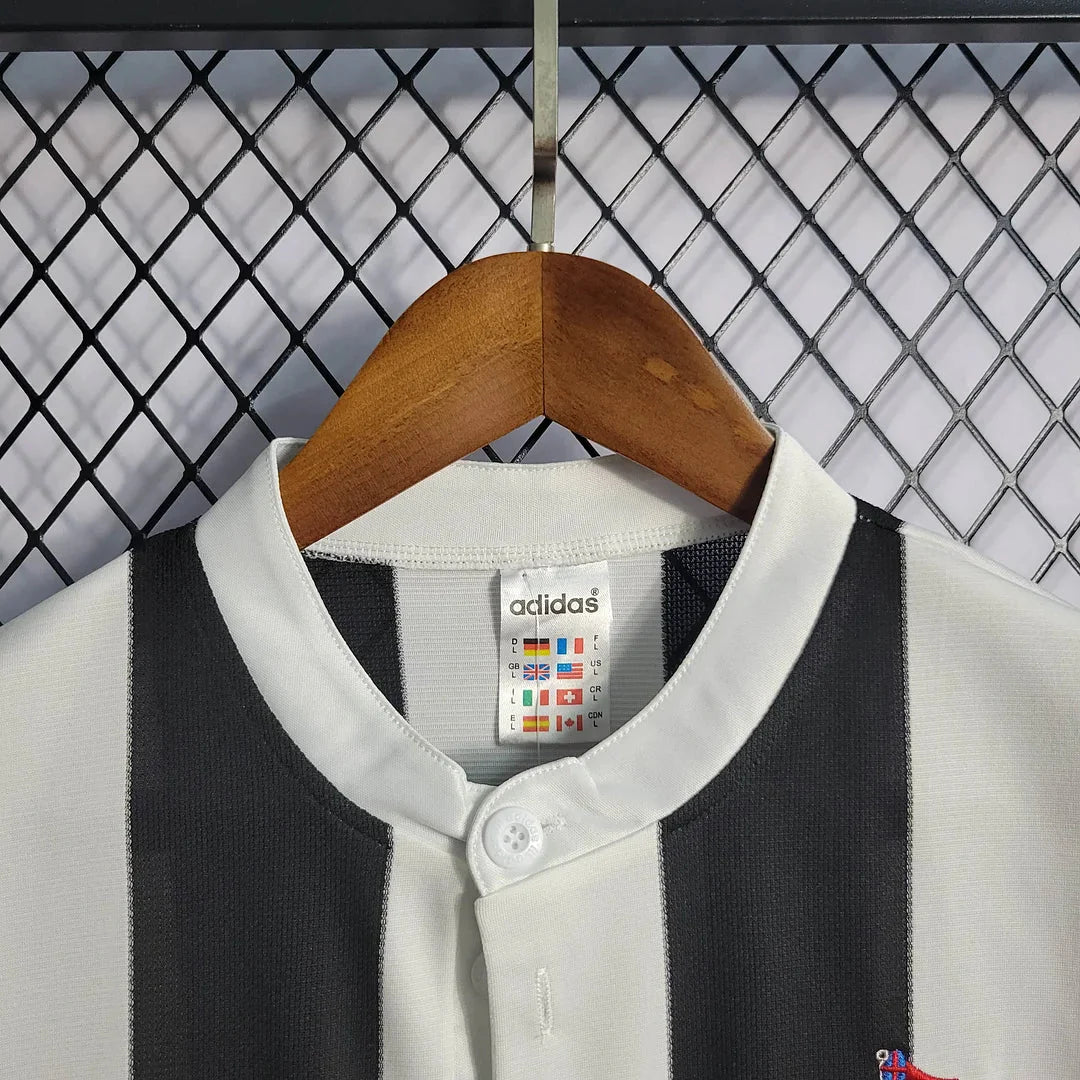 Newcastle 1997 Maglia Home