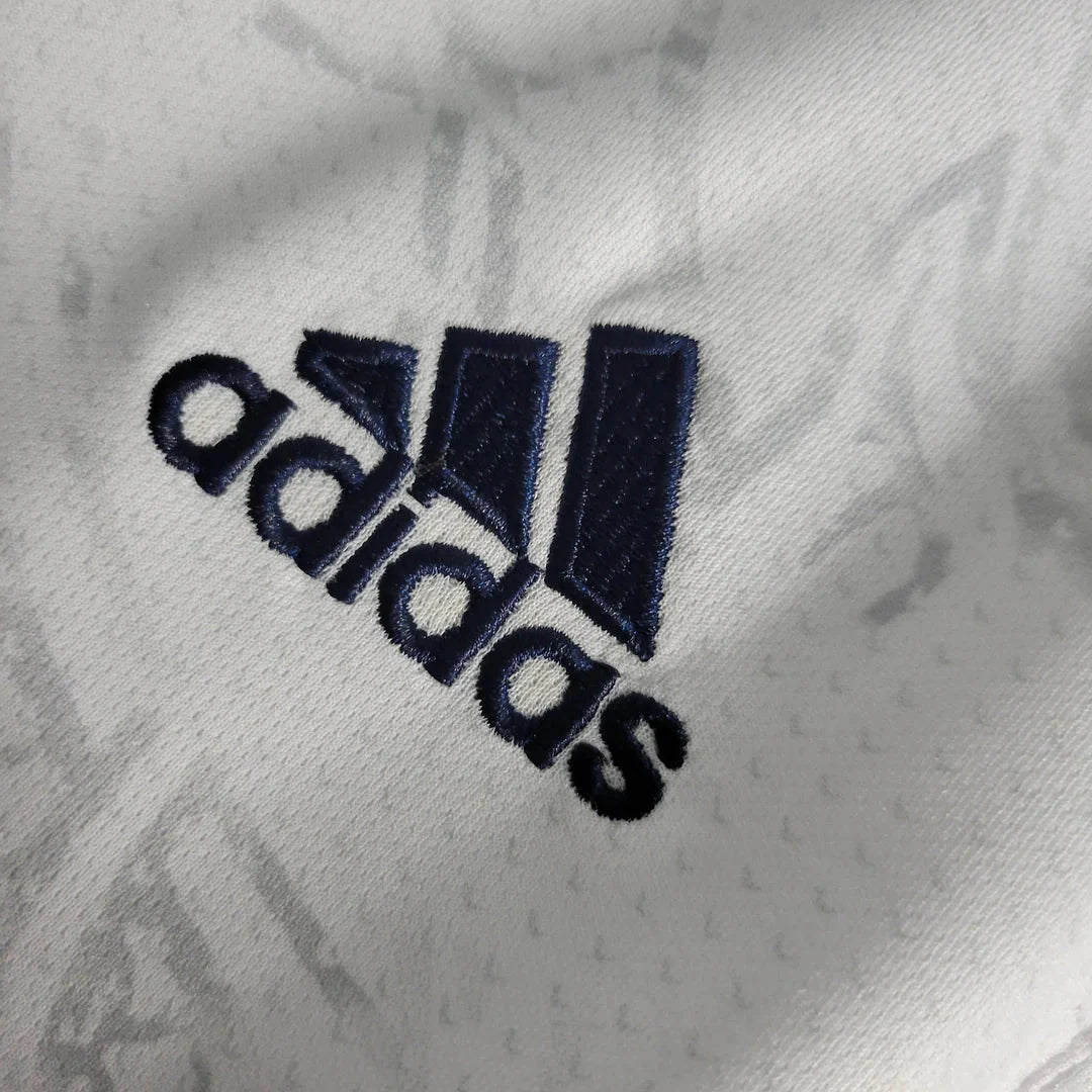 Maillot spécial dragon blanc Real Madrid 2024