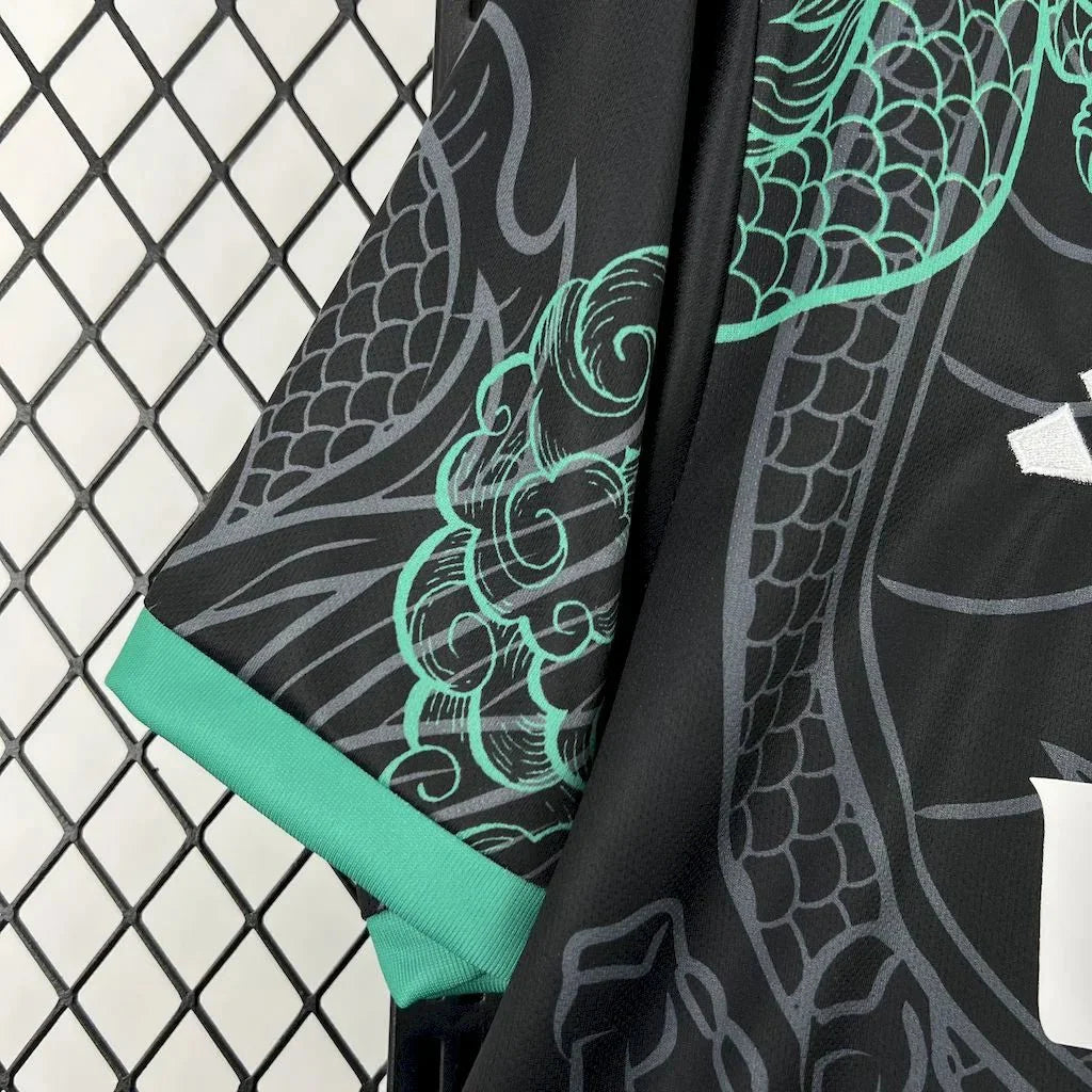 Real Madrid 2025 Maillot spécial Dragon émeraude