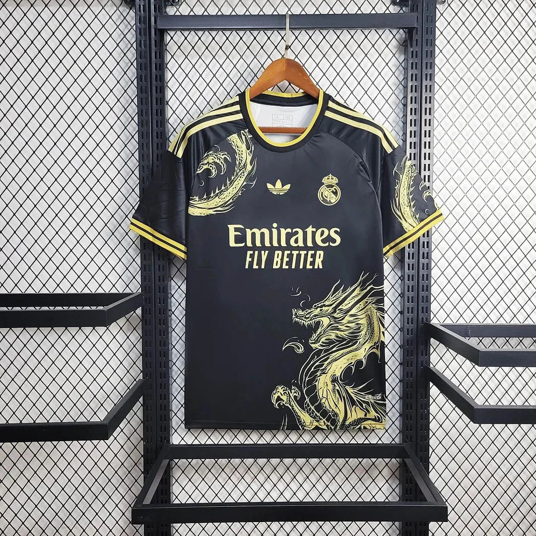 Maillot spécial Dragon d'or du Real Madrid 2025
