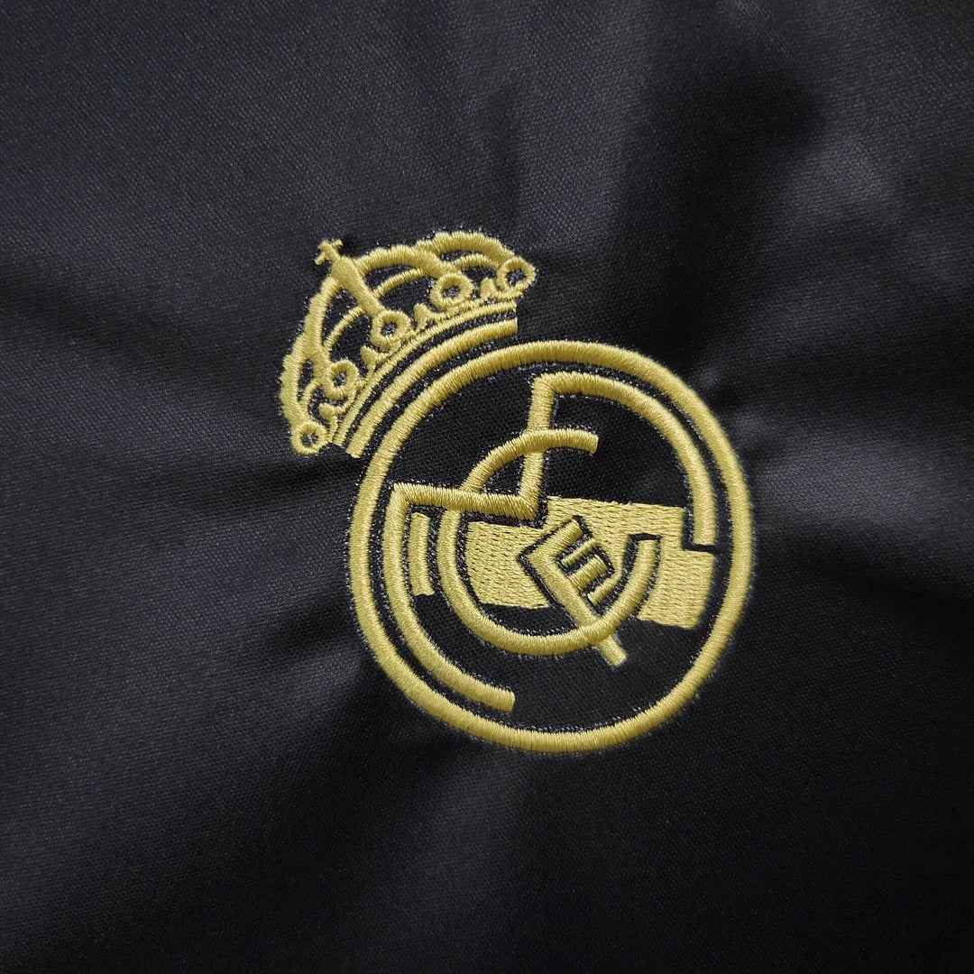 Maillot spécial Dragon d'or du Real Madrid 2025