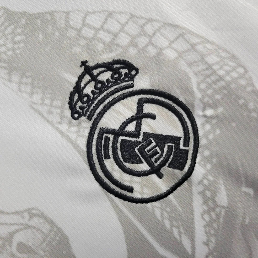 Real Madrid 2025 White Dragon Special Maglia
